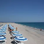 Villaggio & Club Aquilia * Бадолато-Стационе