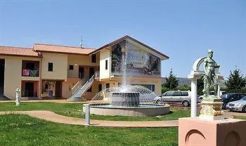 Villaggio & Club Aquilia *