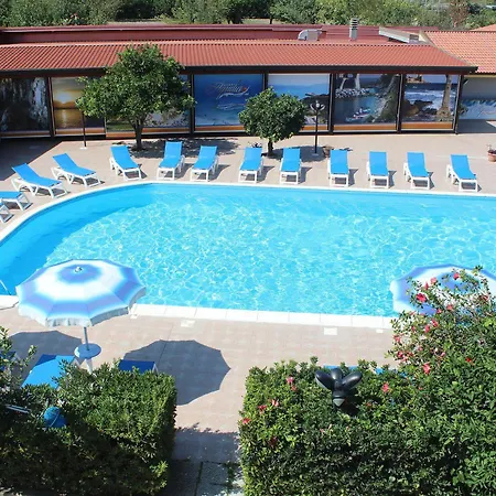 Villaggio & Club Aquilia