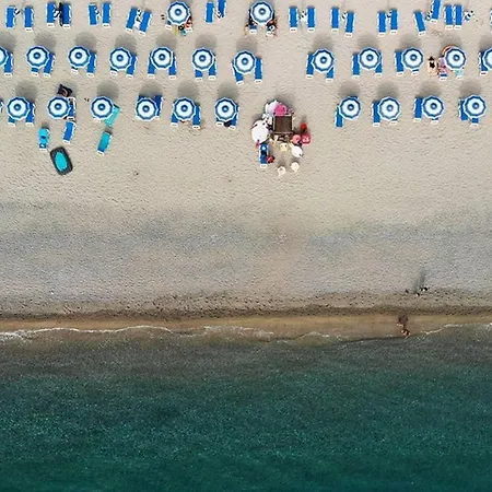 Villaggio & Club Aquilia ロッジ *