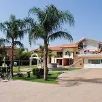 Villaggio & Club Aquilia 롯지 바돌라토스타지오네