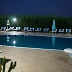 Villaggio & Club Aquilia * 바돌라토스타지오네