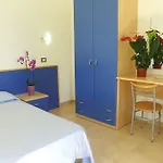 Villaggio & Club Aquilia 바돌라토스타지오네