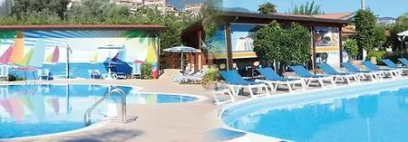 Villaggio & Club Aquilia Курортный комплекс 4*