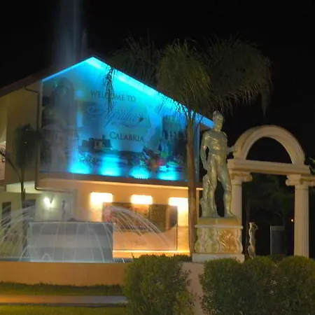 Villaggio & Club Aquilia * Badolato Marina