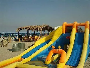 Villaggio & Club Aquilia Курортный комплекс Бадолато-Стационе