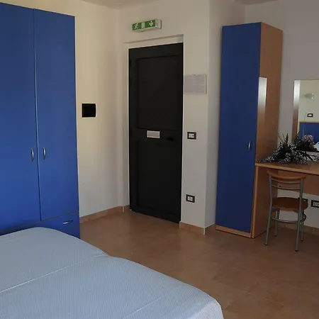 Villaggio & Club Aquilia Chata Badolato Marina