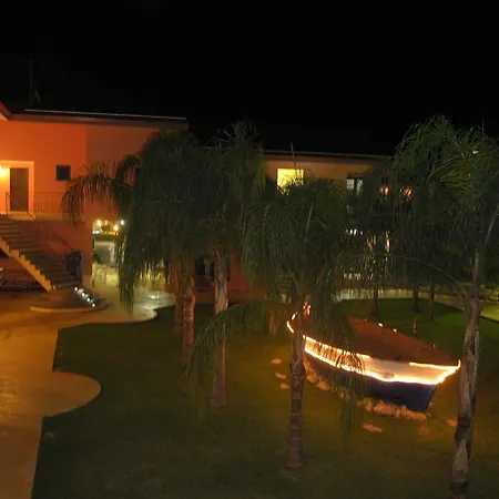 Villaggio & Club Aquilia Бадолато-Стационе