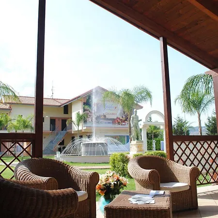 Villaggio & Club Aquilia 4*