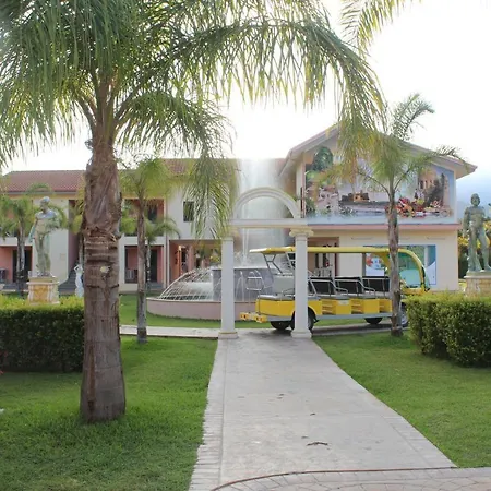 Курортный комплекс Villaggio & Club Aquilia 4*
