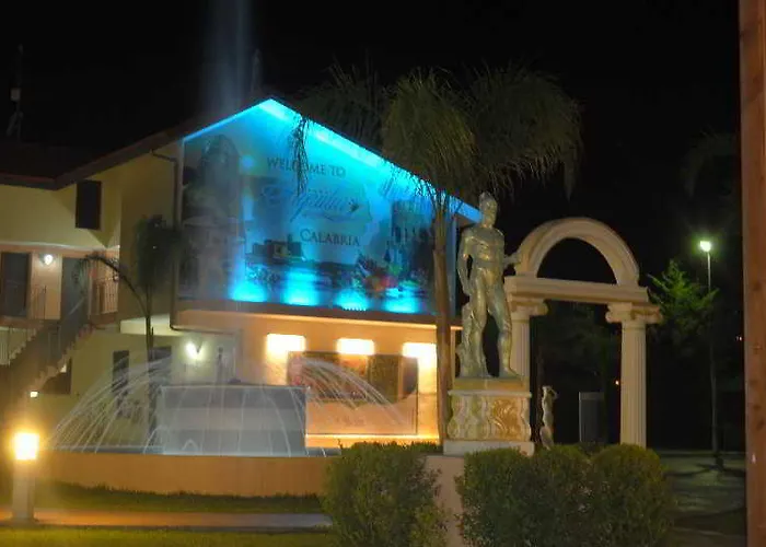 Villaggio & Club Aquilia * Badolato Marina