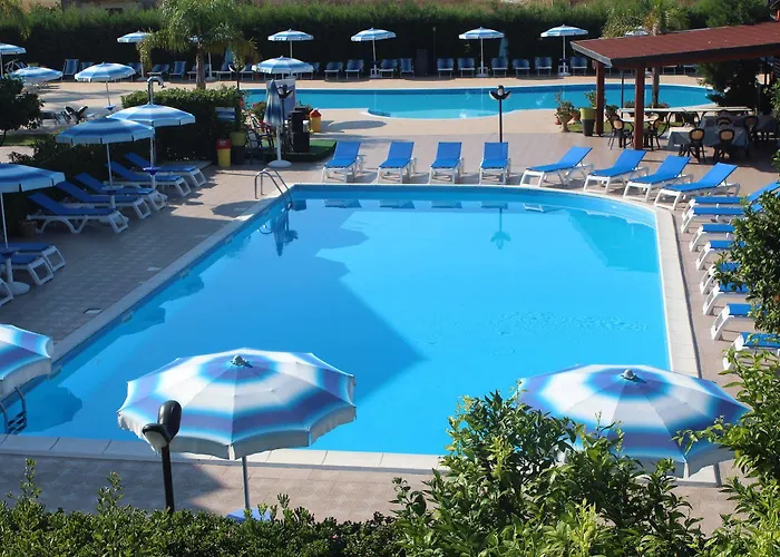 Villaggio & Club Aquilia *