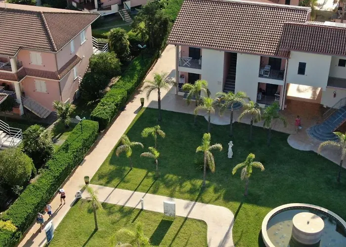 Villaggio & Club Aquilia * Badolato Marina