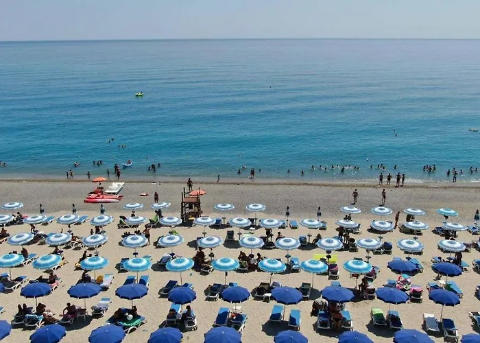 Villaggio & Club Aquilia *